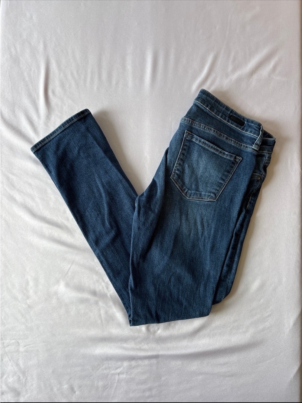 Kut from the Kloth Women's Skinny Jeans in Dark Blue Denim